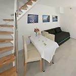 Tomas Art & Tomas Cave * Сплит