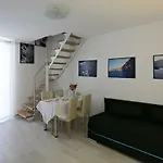 Tomas Art & Tomas Cave Апартаменты *