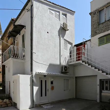 Tomas Art & Tomas Cave Apartment Split
